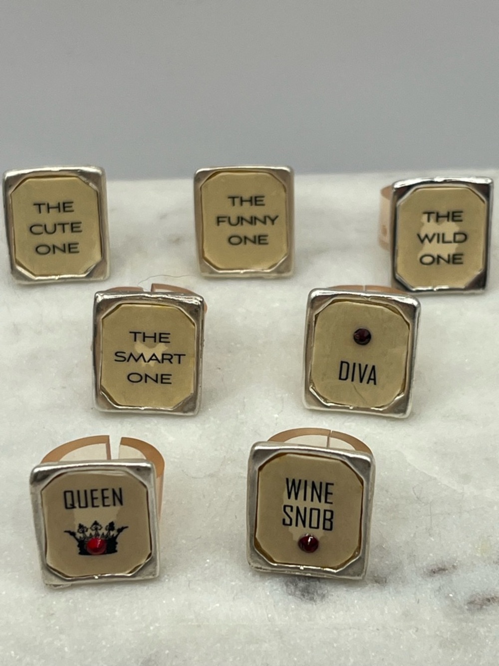 ALISE SHEEHAN WINE NEST Vintage 7 pc. Glass Drink Markers Charms  (Rare)